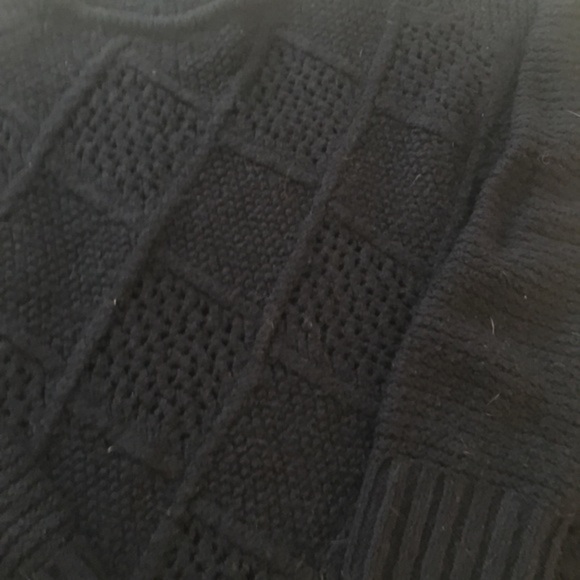 American Eagle Sweater - Picture 5 of 5